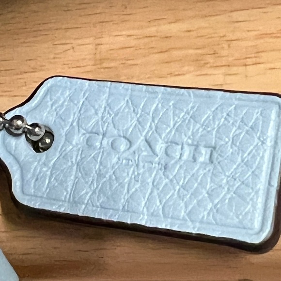 Coach Blue Round Wristlet F56581 F1780 - Picture 8 of 11